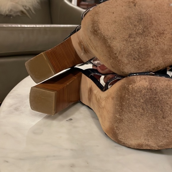 Marc by Marc Jacobs Blue Patent Leather Sandals - Picture 9 of 11